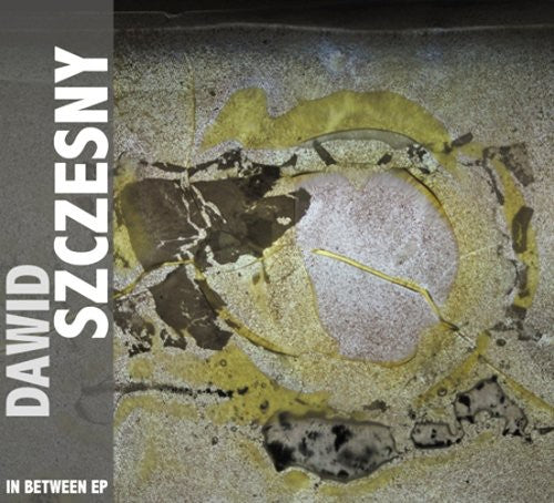 Dawid Szczesny: In Between - COMPACT DISCS