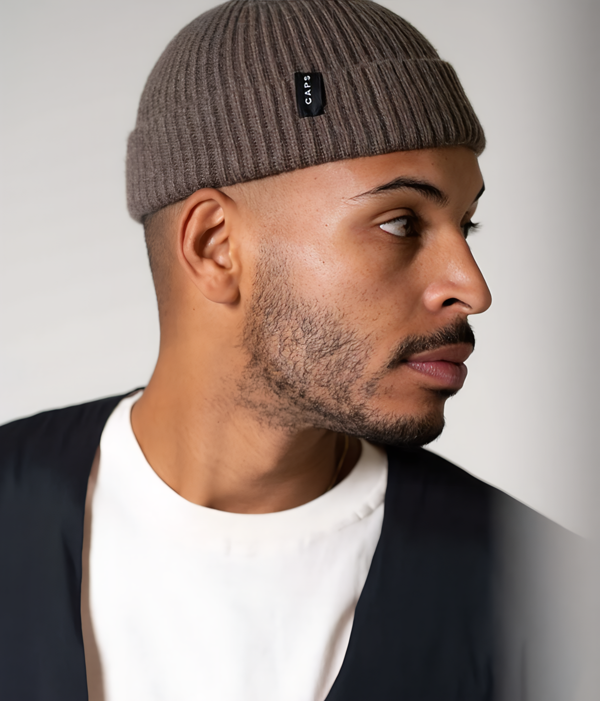 LOGO FISHERMAN BEANIE.