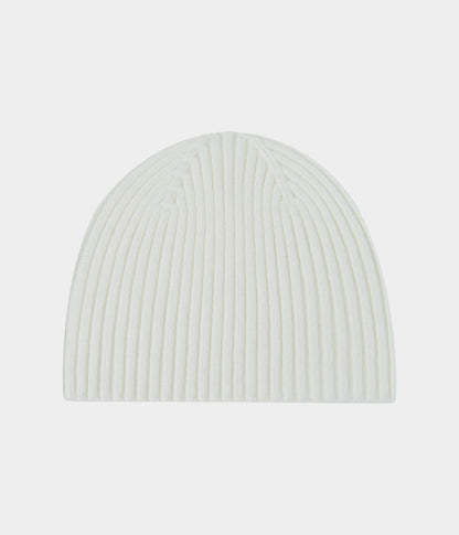RIB KNIT BEANIE.